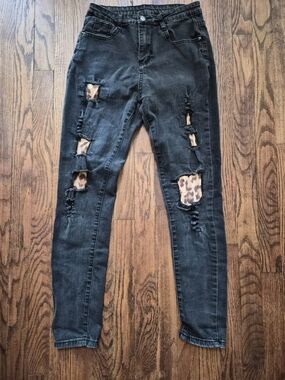 Black Distressed Leopard Patch Skinny Jeans Size Small Y2K Edgy Stretch Denim